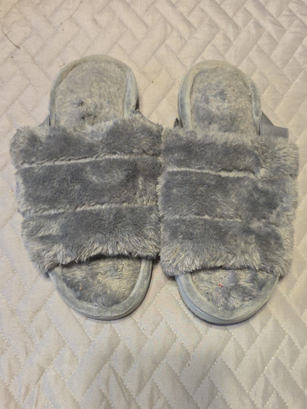 Sonoma Women's Gray Faux Fur Slide Slippers